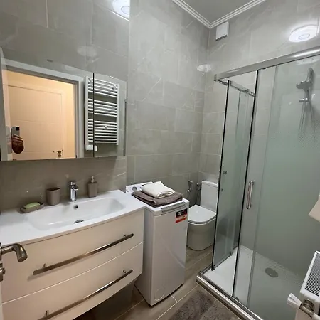 Superbe Pres De La *